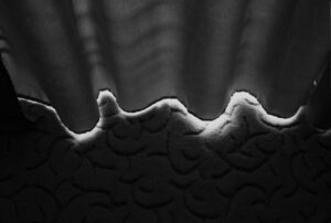 Маргарита Смагина. The wolf who lives under the rock VI, 28,5х42