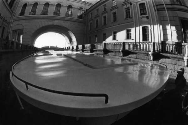 Александр Китаев. Лебяжья канавка, 2005. 21х30