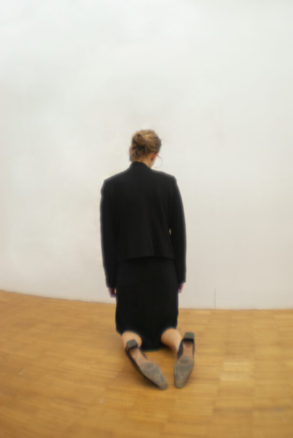 Кристина Башкова. Современный человек в поисках огня IV. 30x45